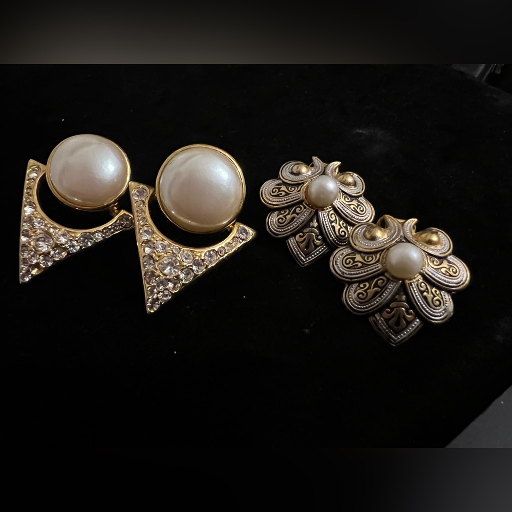 Two pairs of Vintage gold tone clip on earrings
